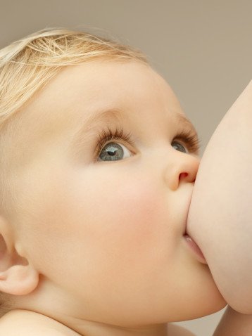 Как молодой маме вернуть грудное молоко